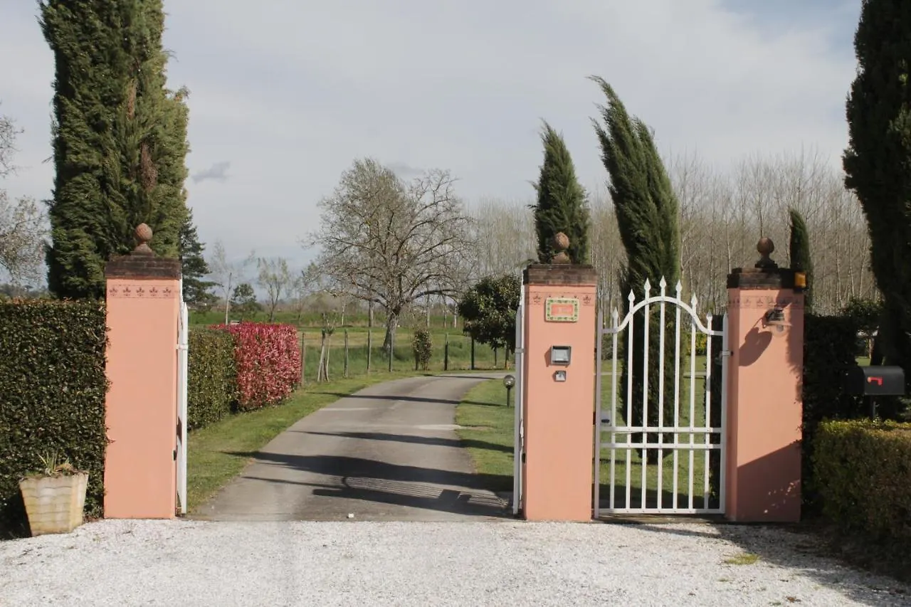 Al Fiorentino Villa Lucca 0*,
