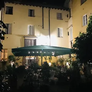 Bed and breakfast Al Cardinale Rooms&studios, Lucca