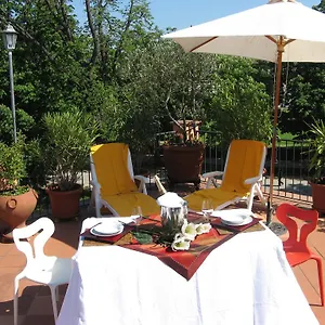 Apartment La Terrazza Fra Le Torri, Lucca